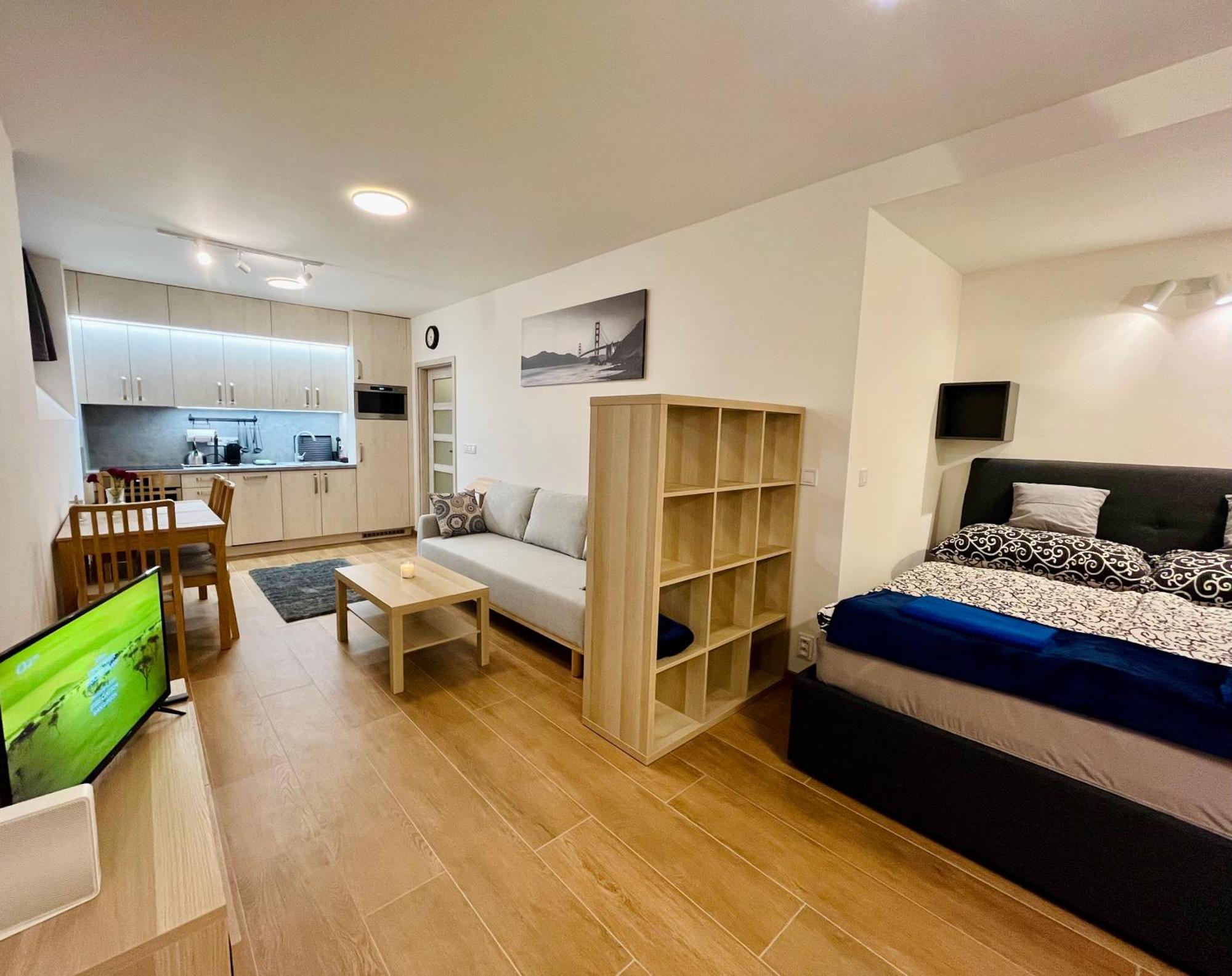 Pleasant Basement Apartmán *
